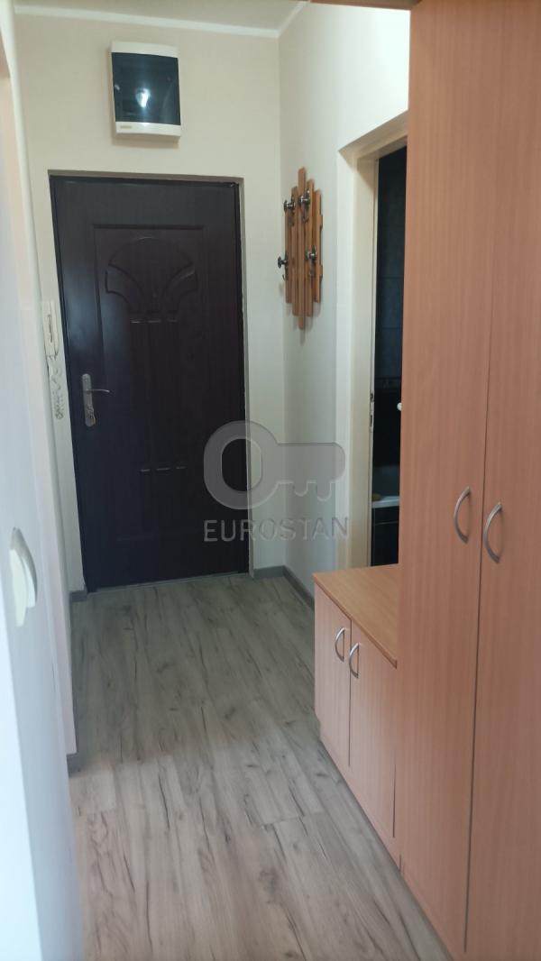 Stan na prodaju u Beogradu, Rakovica, jednoiposoban, 43m2, cena 118000 evra