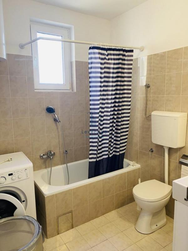 Stan na prodaju u Beogradu, Voždovac, dvosoban, 60m2, cena 220000 evra