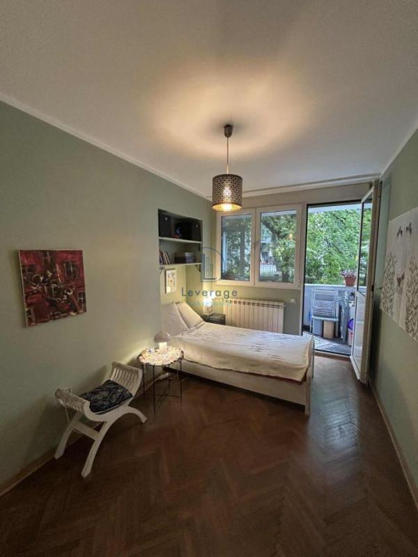 Stan na prodaju u Beogradu, Terazije, dvoiposoban, 60m2, cena 289000 evra