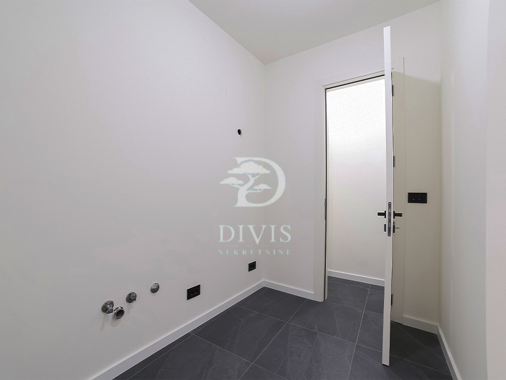 Stan na prodaju u Beogradu, Skadarlija, trosoban, 70m2, cena 349000 evra