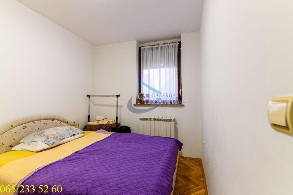 Stan na prodaju u Beogradu, Vračar, dvoiposoban, 47m2, cena 229000 evra