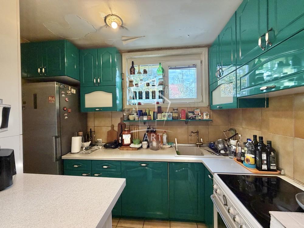 Stan na prodaju u Beogradu, Voždovac, 119m2, cena 220000 evra