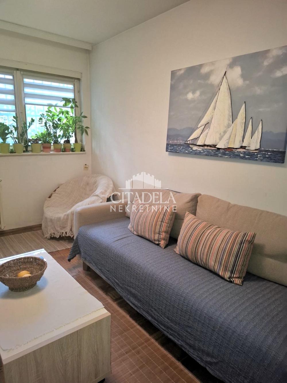 Stan na prodaju u Beogradu, Rakovica, dvosoban, 39m2, cena 79000 evra