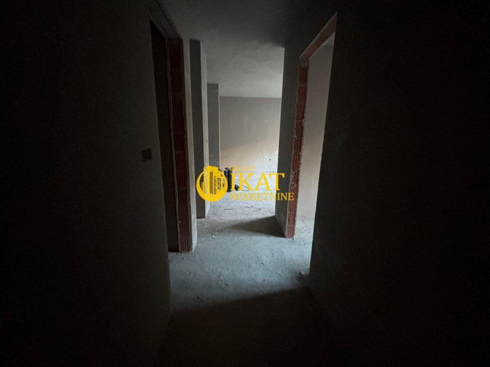 Stan na prodaju u Beogradu, Banovo brdo, jednoiposoban, 47m2, cena 165165 evra