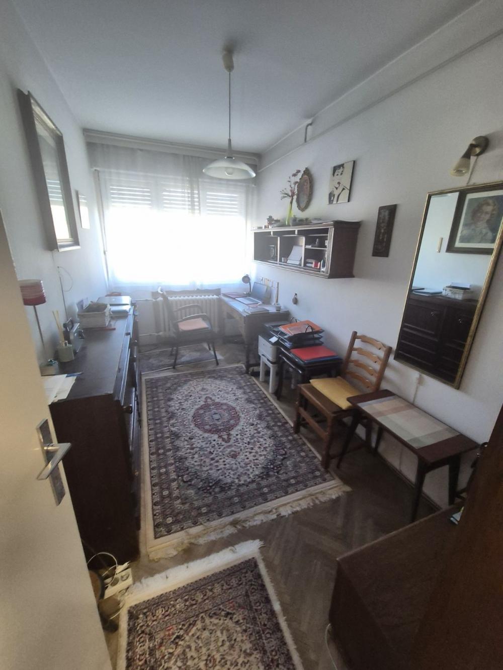 Stan na prodaju u Beogradu, Novi Beograd blok 33 (Genex kula), 122m2, cena 399000 evra