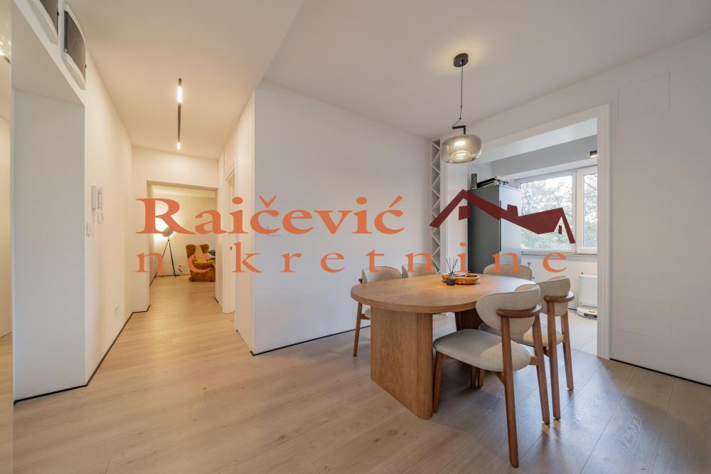 Stan na prodaju u Beogradu, Senjak, trosoban, 78m2, cena 289000 evra