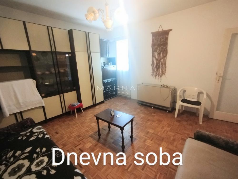 Stan na prodaju u Beogradu, Palilula, trosoban, 77m2, cena 89000 evra