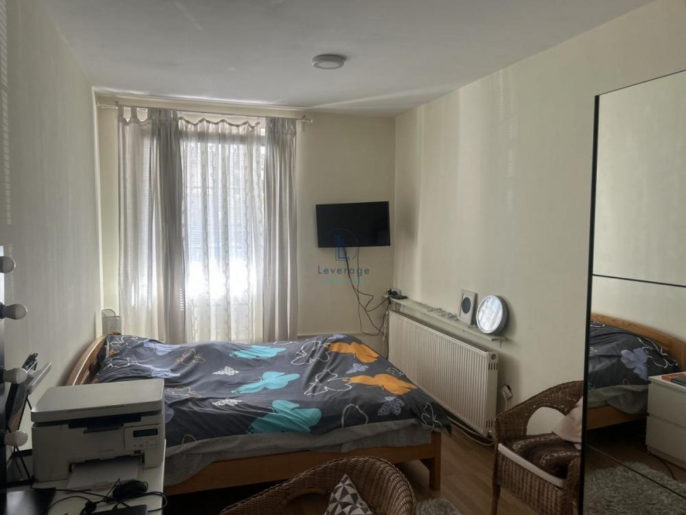 Stan na prodaju u Beogradu, Karaburma, dvoiposoban, 66m2, cena 163000 evra