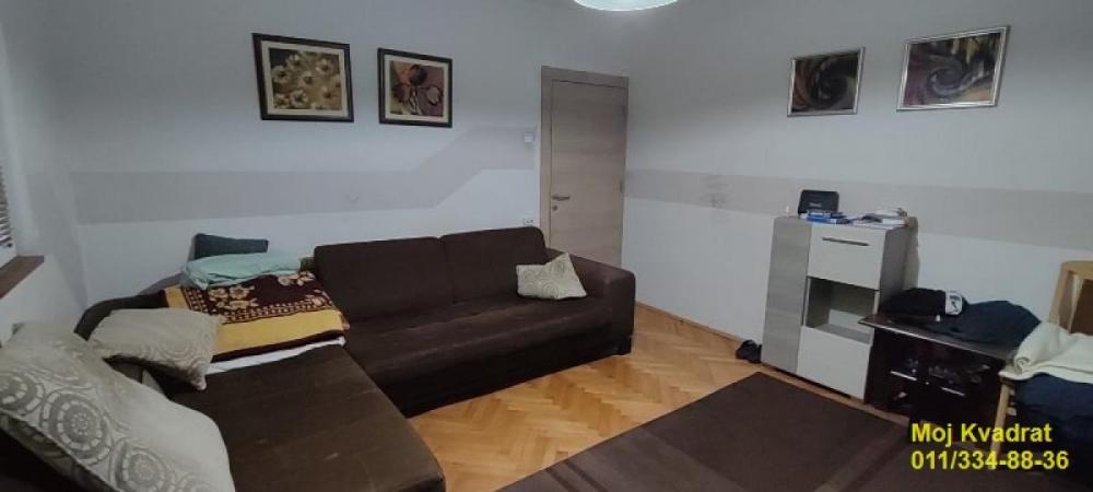 Stan na prodaju u Beogradu, Karaburma, dvosoban, 52m2, cena 112500 evra