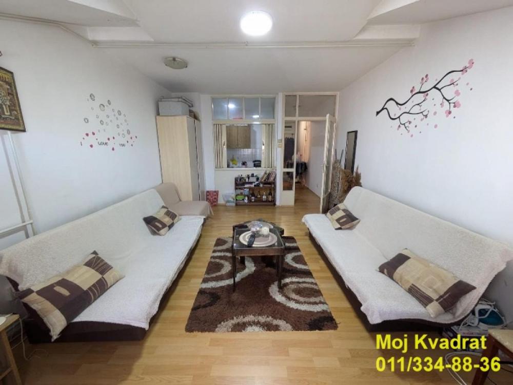 Stan na prodaju u Beogradu, Krnjača, jednoiposoban, 43m2, cena 96000 evra