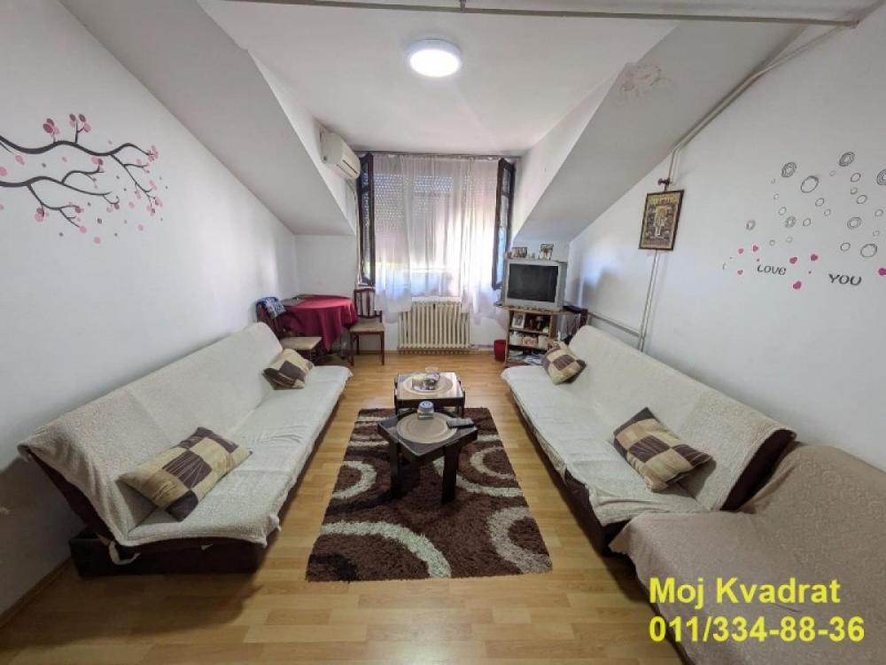 Stan na prodaju u Beogradu, Krnjača, jednoiposoban, 43m2, cena 96000 evra