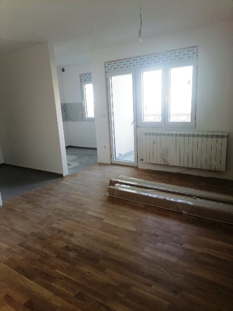 Stan na prodaju u Beogradu, Ledine, troiposoban, 74m2, cena 145000 evra