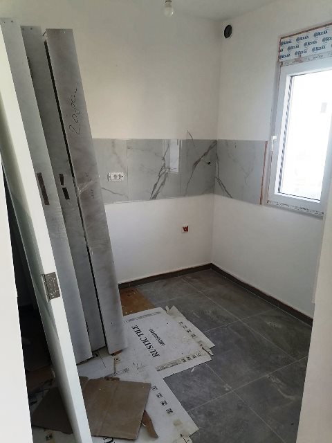 Stan na prodaju u Beogradu, Ledine, troiposoban, 74m2, cena 145000 evra