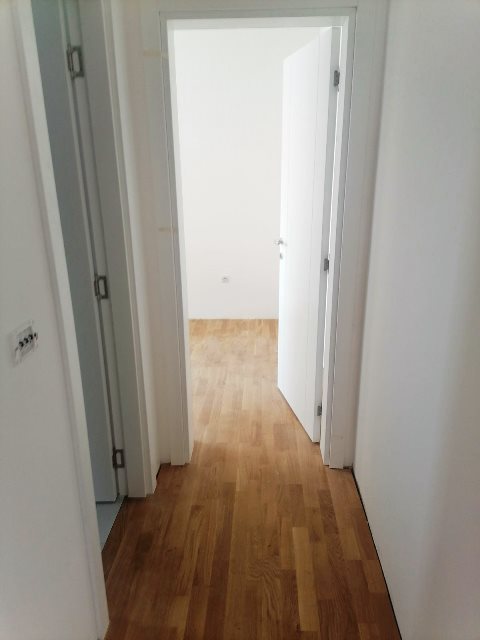 Stan na prodaju u Beogradu, Ledine, troiposoban, 74m2, cena 145000 evra