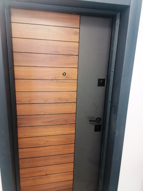 Stan na prodaju u Beogradu, Ledine, troiposoban, 74m2, cena 145000 evra