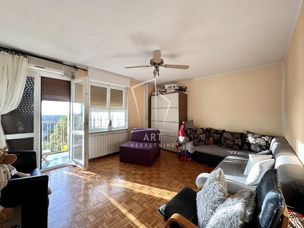 Stan na prodaju u Beogradu, Čukarica, dvosoban, 50m2, cena 133000 evra