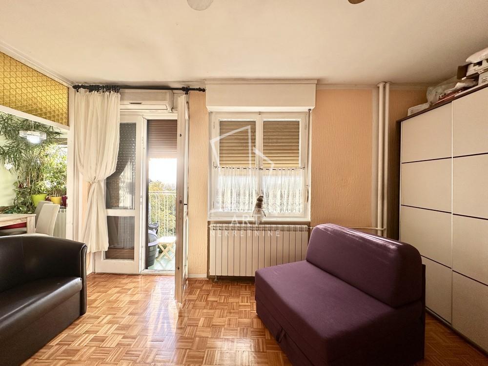 Stan na prodaju u Beogradu, Čukarica, dvosoban, 50m2, cena 133000 evra