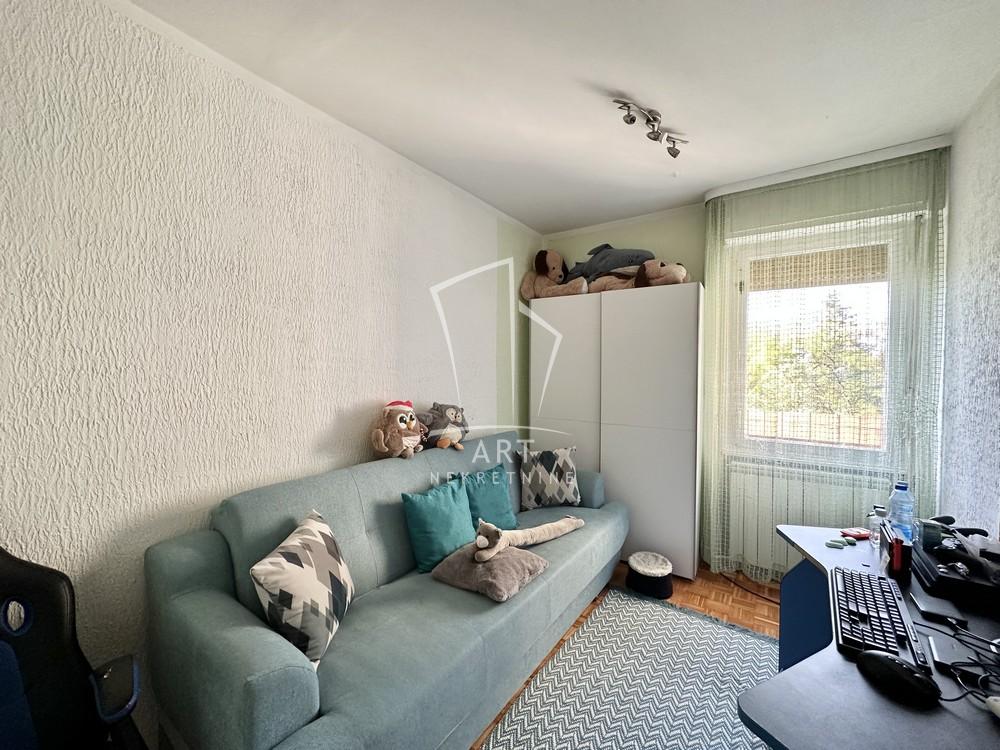 Stan na prodaju u Beogradu, Čukarica, dvosoban, 50m2, cena 133000 evra