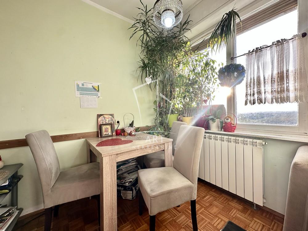 Stan na prodaju u Beogradu, Čukarica, dvosoban, 50m2, cena 133000 evra