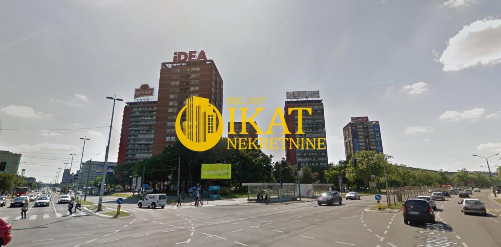 Stan na prodaju u Beogradu, Novi Beograd blok 21 (10. gimnazija), trosoban, 67m2, cena 260000 evra