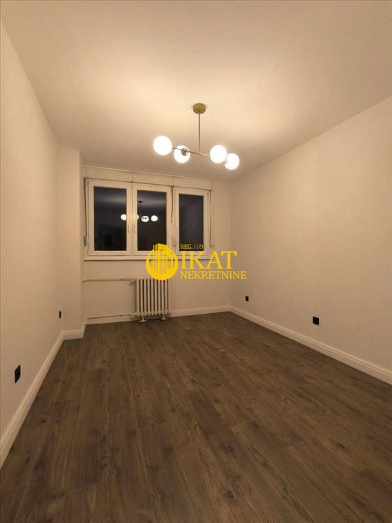 Stan na prodaju u Beogradu, Novi Beograd, dvosoban, 58m2, cena 215000 evra