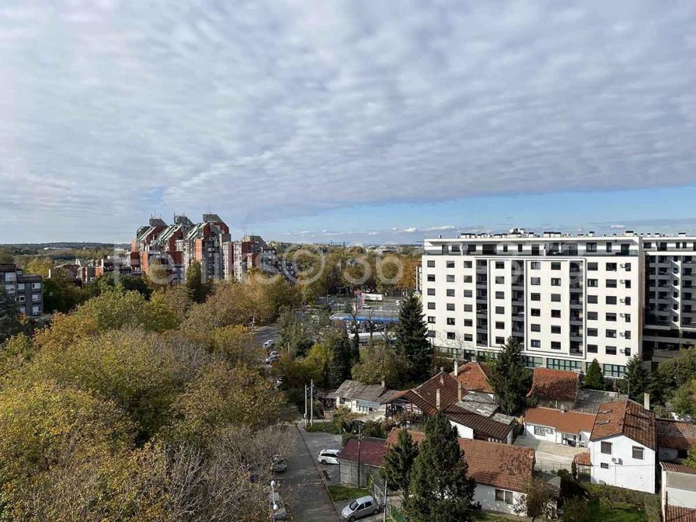 Stan na prodaju u Beogradu, Trošarina, trosoban, 76m2, cena 212800 evra