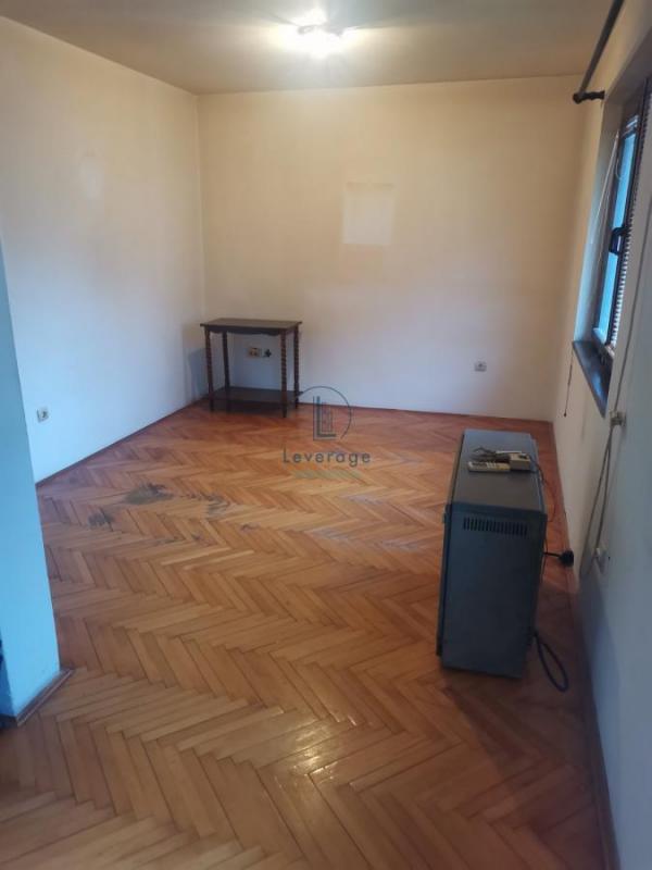 Stan na prodaju u Beogradu, Karaburma, jednoiposoban, 39m2, cena 127000 evra