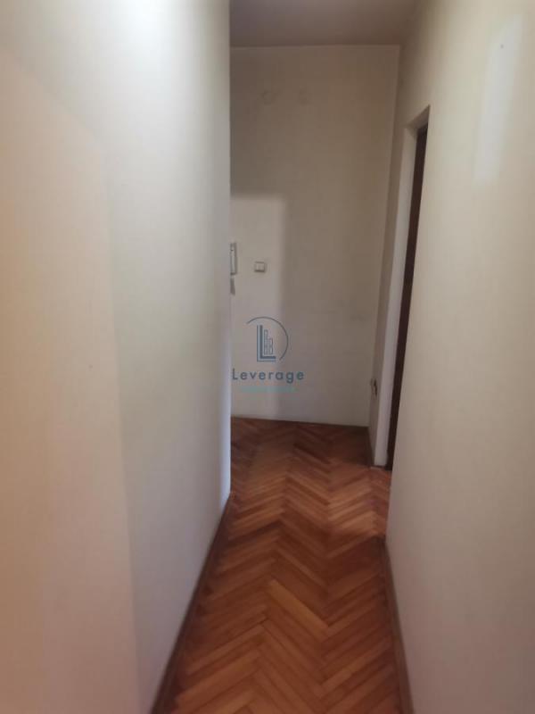 Stan na prodaju u Beogradu, Karaburma, jednoiposoban, 39m2, cena 127000 evra