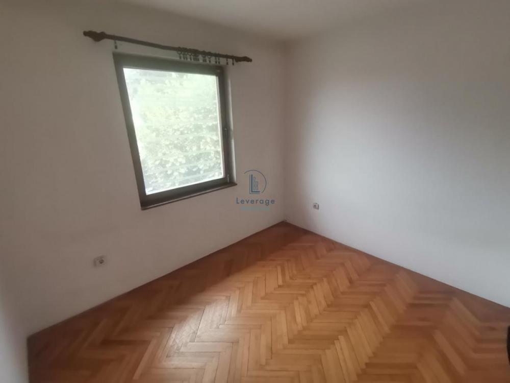 Stan na prodaju u Beogradu, Karaburma, jednoiposoban, 39m2, cena 127000 evra