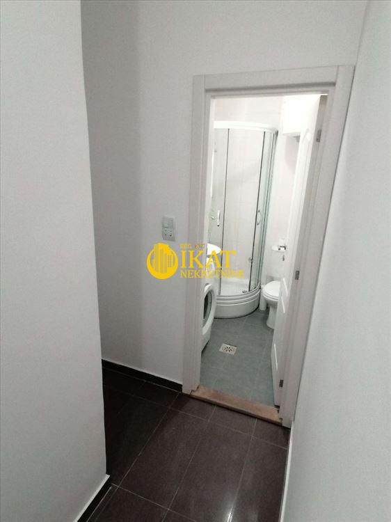 Stan na prodaju u Beogradu, Kalenić pijaca, jednoiposoban, 32m2, cena 176000 evra