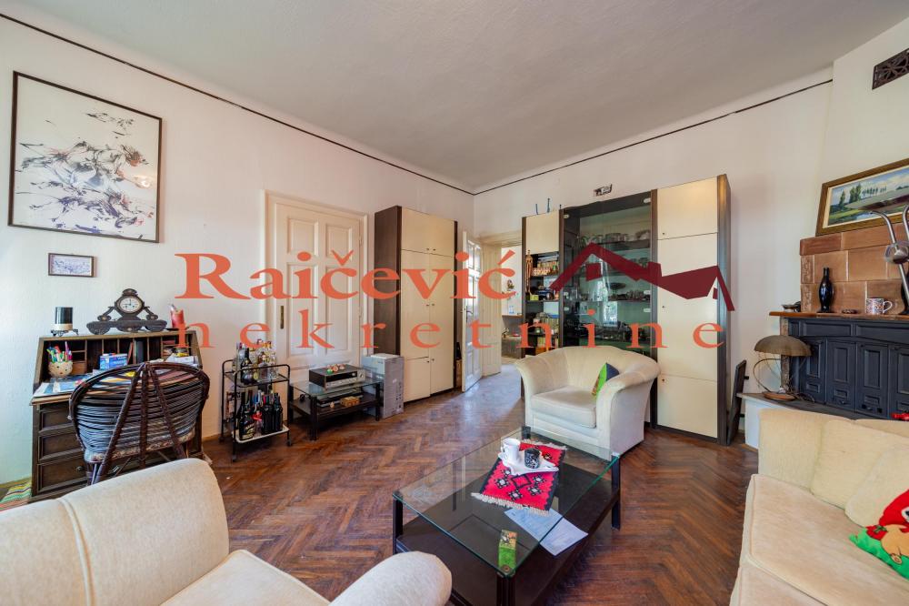 Stan na prodaju u Beogradu, Zemun, trosoban, 74m2, cena 199000 evra