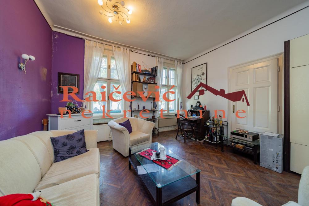 Stan na prodaju u Beogradu, Zemun, trosoban, 74m2, cena 199000 evra