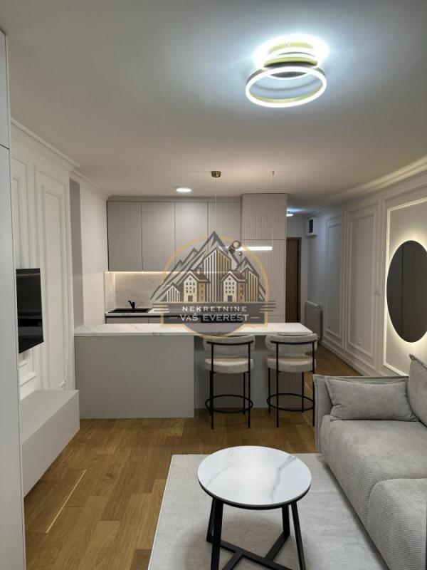 Stan na prodaju u Beogradu, Južni bulevar, jednosoban, 36m2, cena 177500 evra