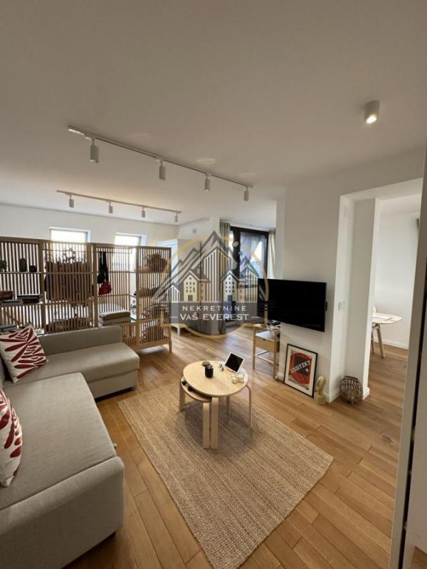 Stan na prodaju u Beogradu, Donji Dorćol, jednoiposoban, 68m2, cena 272000 evra