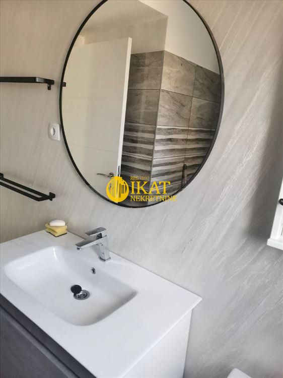 Stan na prodaju u Beogradu, Stari grad, jednoiposoban, 48m2, cena 254000 evra