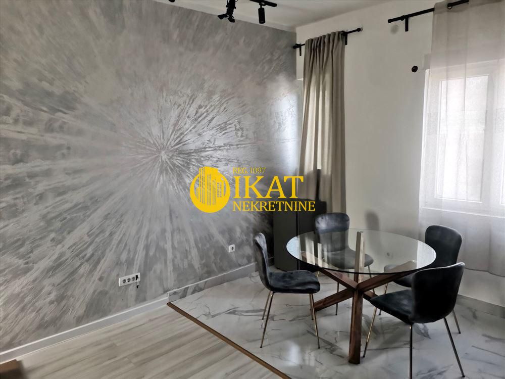 Stan na prodaju u Beogradu, Stari grad, jednoiposoban, 48m2, cena 254000 evra