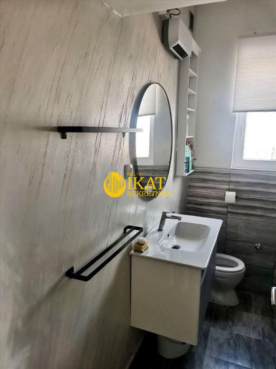 Stan na prodaju u Beogradu, Stari grad, jednoiposoban, 48m2, cena 254000 evra