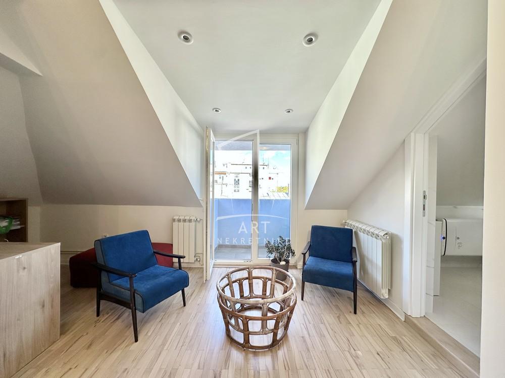 Stan na prodaju u Beogradu, Vračar, trosoban, 76m2, cena 309000 evra