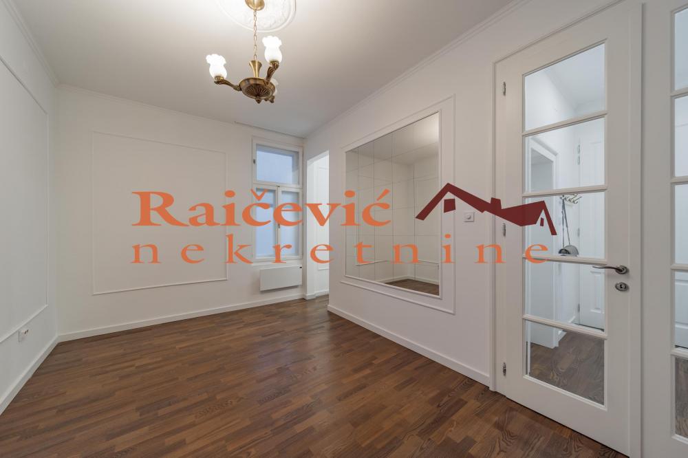 Stan na prodaju u Beogradu, Beograd (centar), dvosoban, 47m2, cena 220000 evra