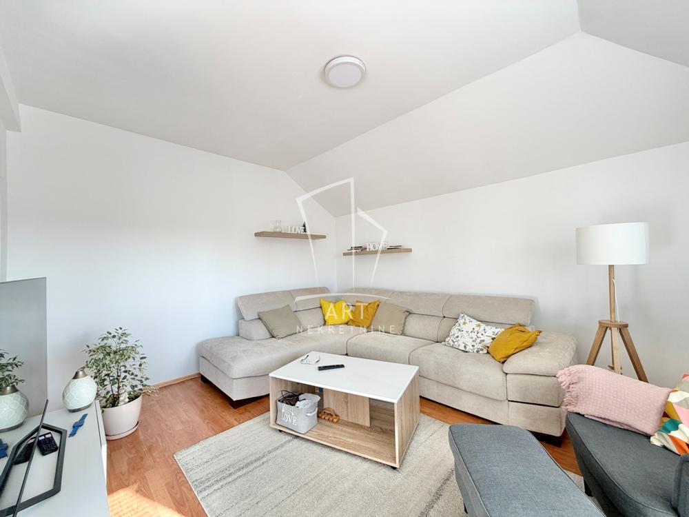 Stan na prodaju u Beogradu, Jajinci, troiposoban, 179m2, cena 320000 evra