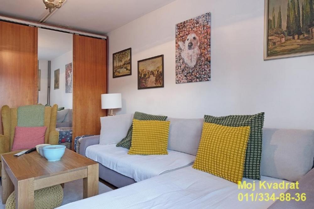 Stan na prodaju u Beogradu, Bežanijska kosa, trosoban, 81m2, cena 269000 evra