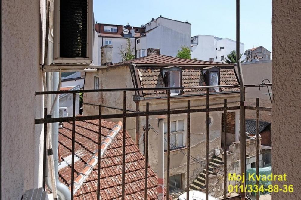 Stan na prodaju u Beogradu, Hadžipopovac, cetvorosoban, 75m2, cena 225000 evra