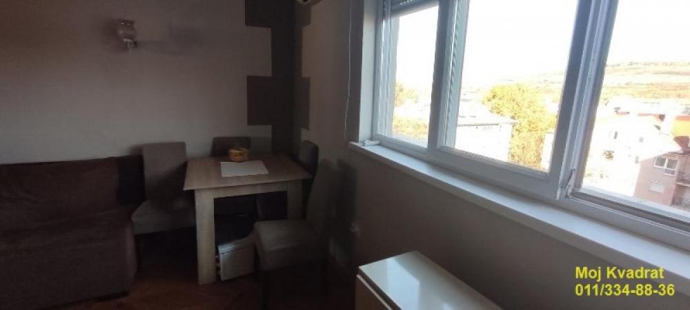 Stan na prodaju u Beogradu, Karaburma, jednosoban, 27m2, cena 84900 evra