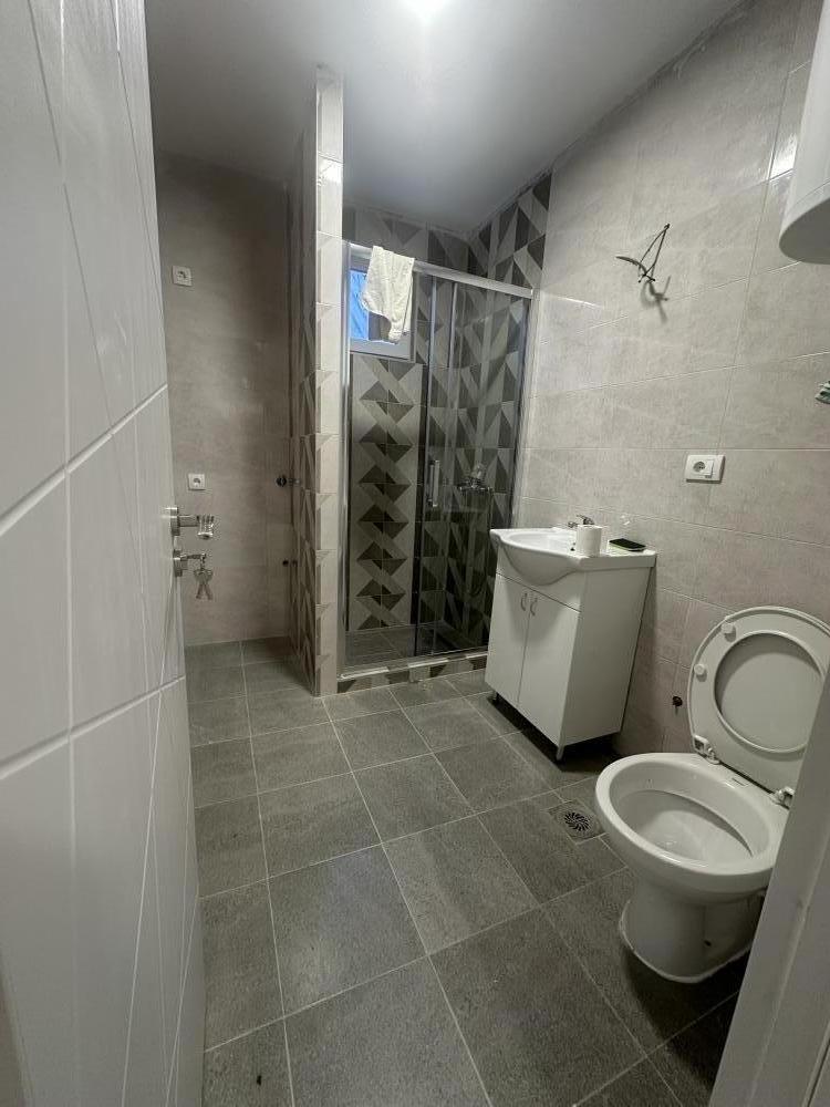 Stan na prodaju u Beogradu, Borča, trosoban, 92m2, cena 170200 evra