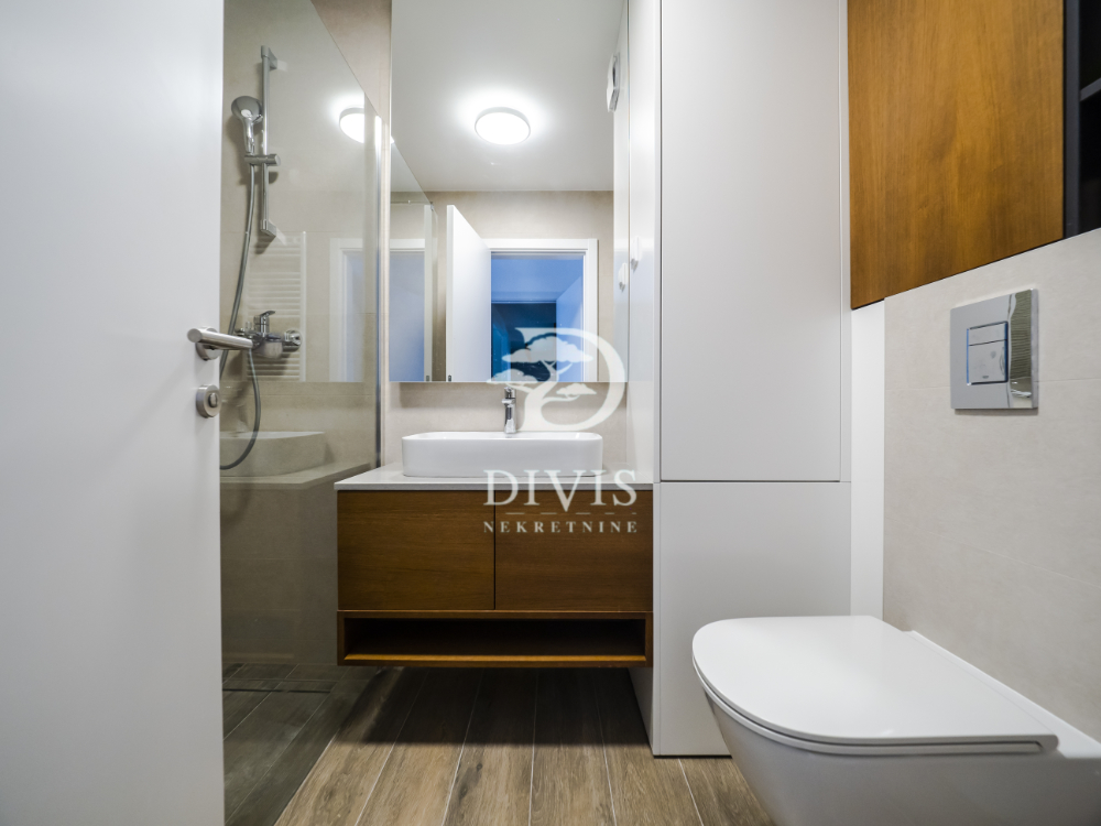 Stan na prodaju u Beogradu, Rakovica,Vidikovac, cetvorosoban, 110m2, cena 340000 evra