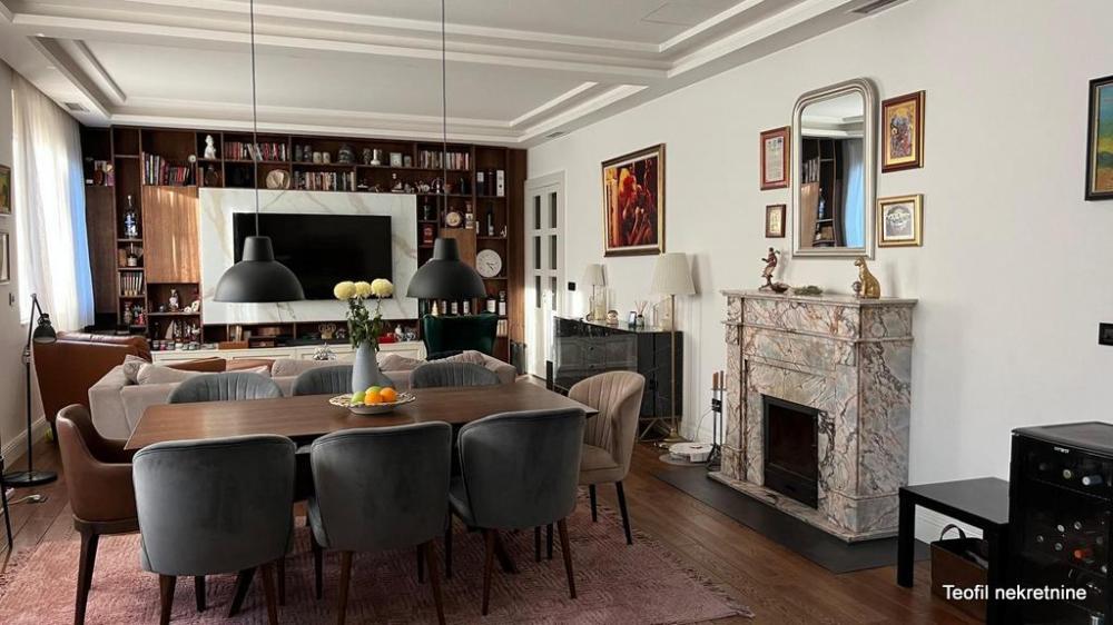 Stan na prodaju u Beogradu, Zemun centar, cetvorosoban, 135m2, cena 580500 evra