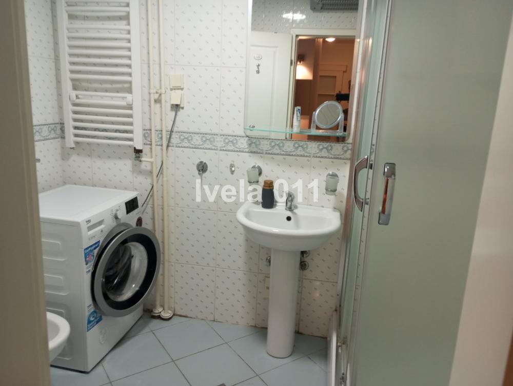 Stan na prodaju u Beogradu, Đeram pijaca, trosoban, 85m2, cena 295000 evra