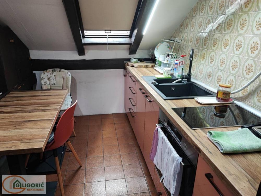 Stan na prodaju u Beogradu, Savski venac, cetvorosoban, 95m2, cena 295000 evra