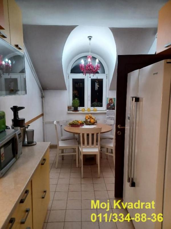 Stan na prodaju u Beogradu, Cerak, trosoban, 98m2, cena 290000 evra