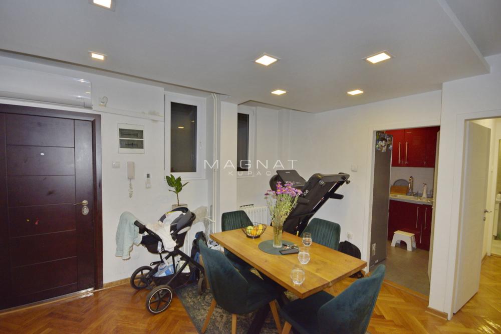 Stan na prodaju u Beogradu, Novi Beograd, dvosoban, 60m2, cena 215000 evra